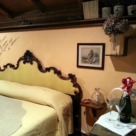 Le Radici Bed & Breakfast 3*